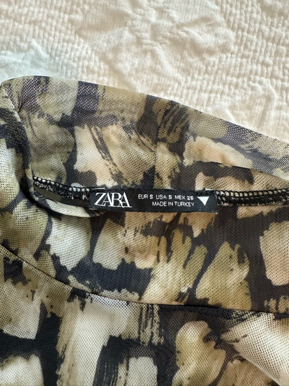 Zara Mesh Top - Picture 2 of 2